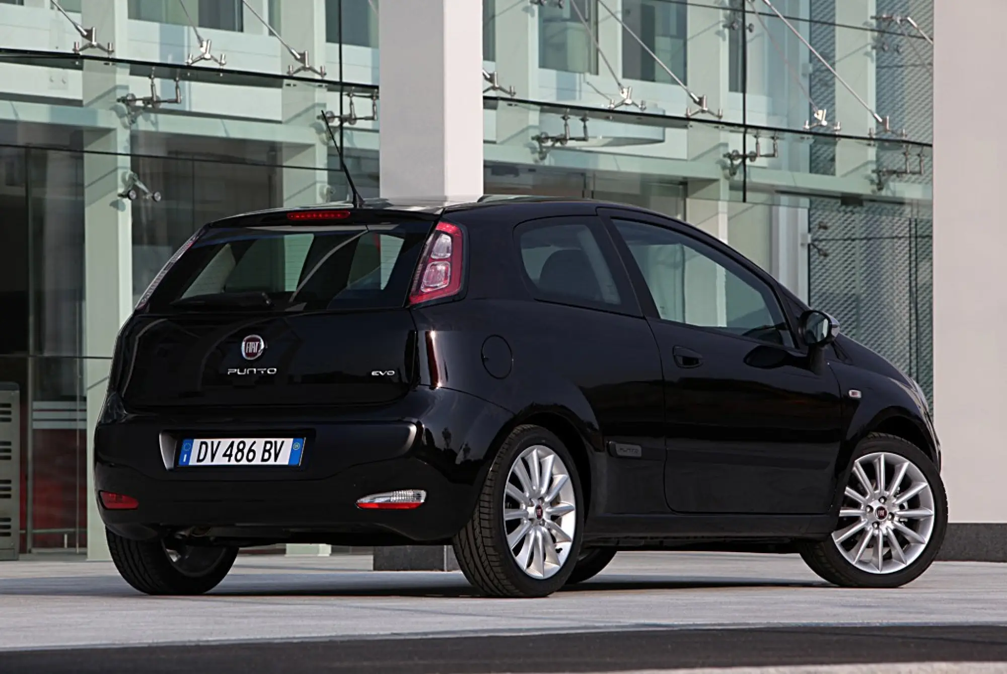 Fiat Punto Evo: nuove foto ufficiali - 12