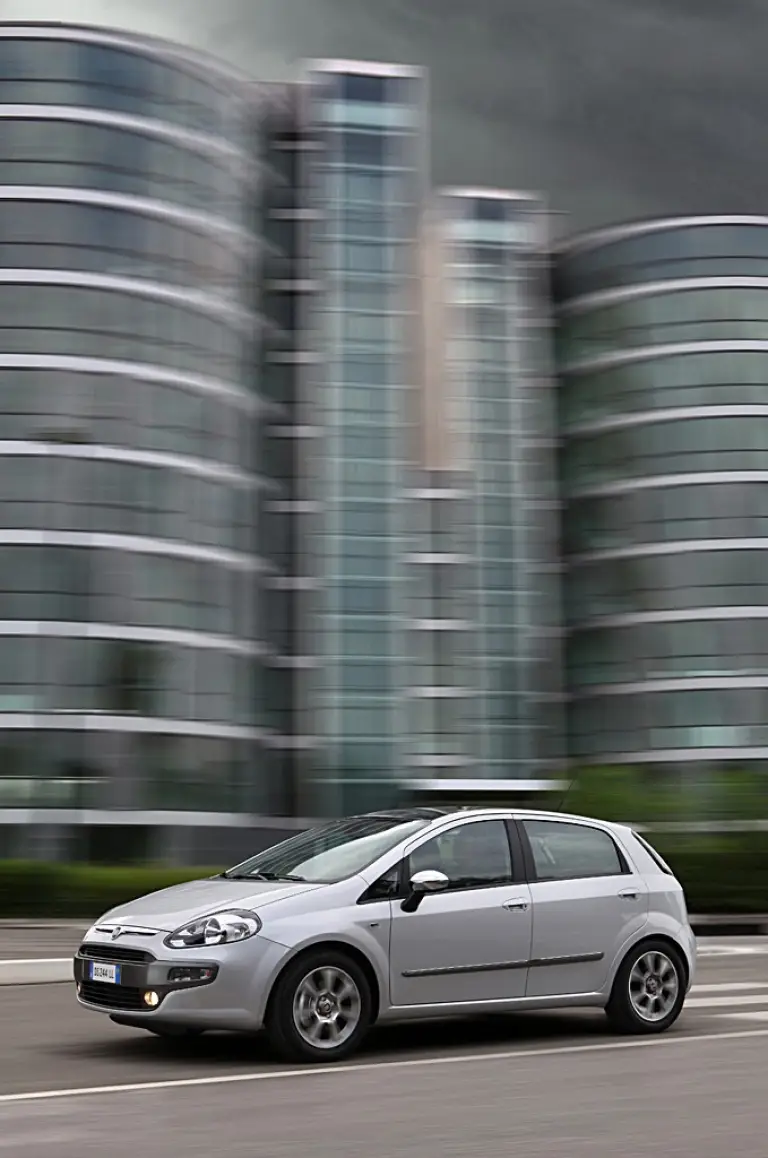 Fiat Punto Evo: nuove foto ufficiali - 25