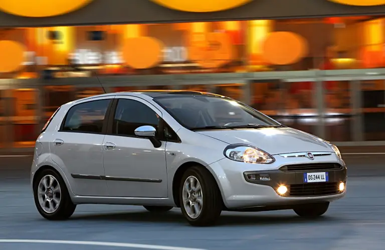 Fiat Punto Evo: nuove foto ufficiali - 32