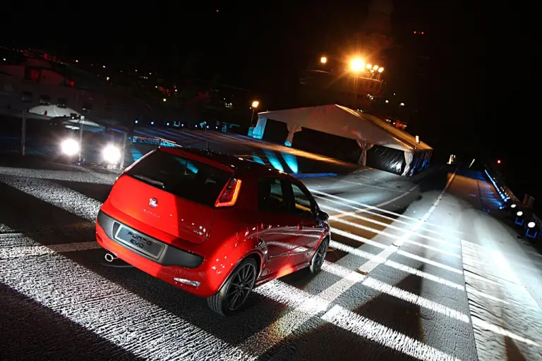Fiat Punto Evo: nuove foto ufficiali - 43