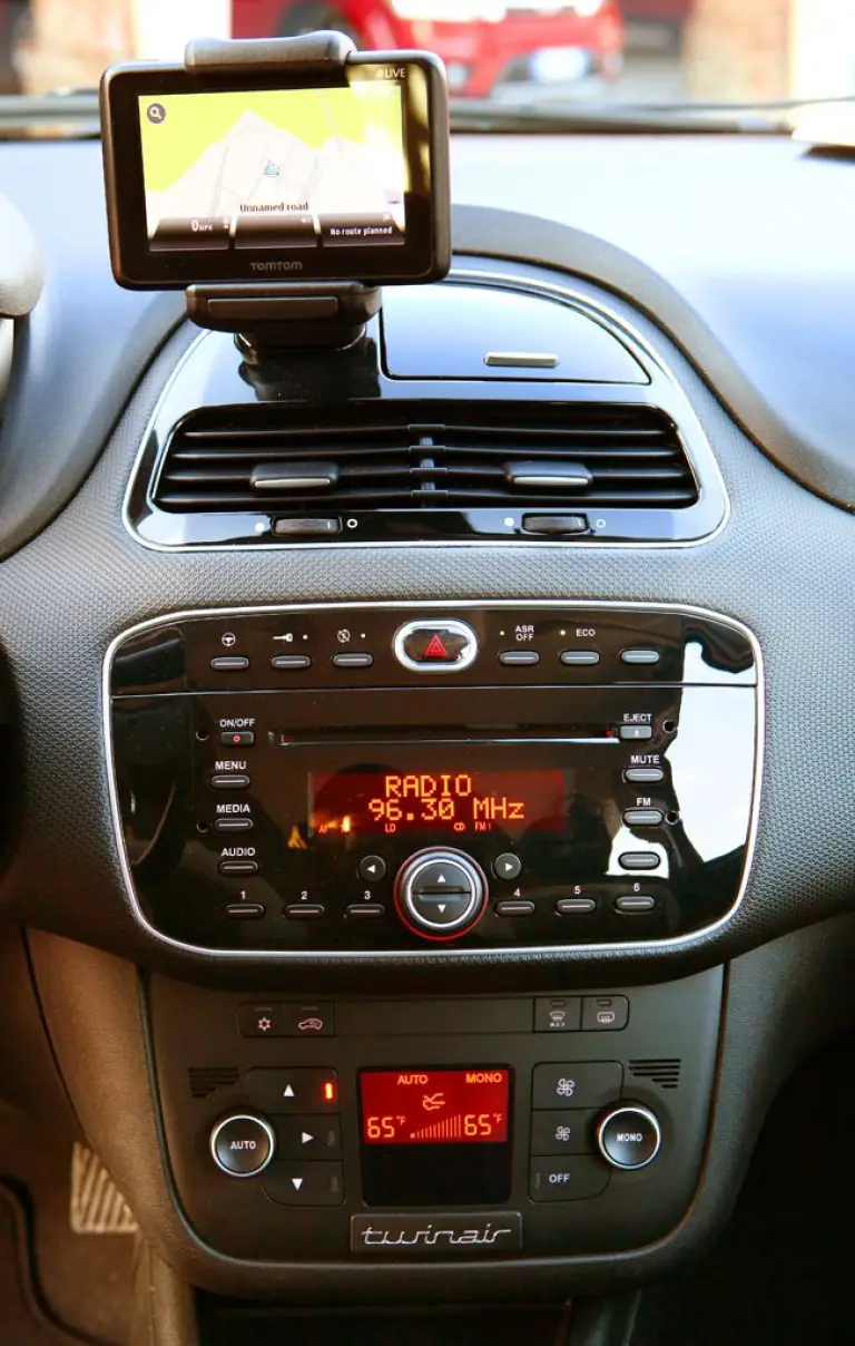 Fiat Punto TwinAir 2012 - 50