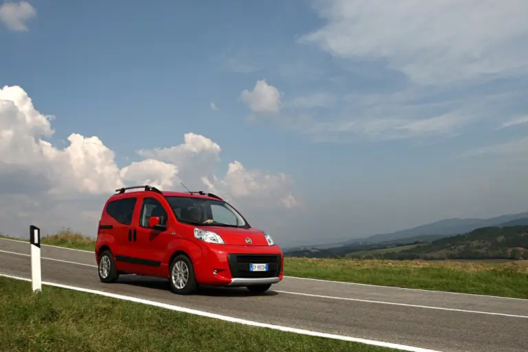Fiat Qubo 2011 - 13