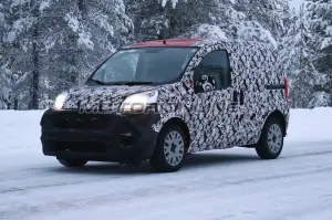 Fiat Qubo MY 2016 - Foto spia 18-12-2015 - 3
