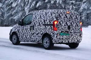 Fiat Qubo MY 2016 - Foto spia 18-12-2015 - 9