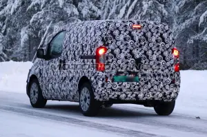 Fiat Qubo MY 2016 - Foto spia 18-12-2015 - 11