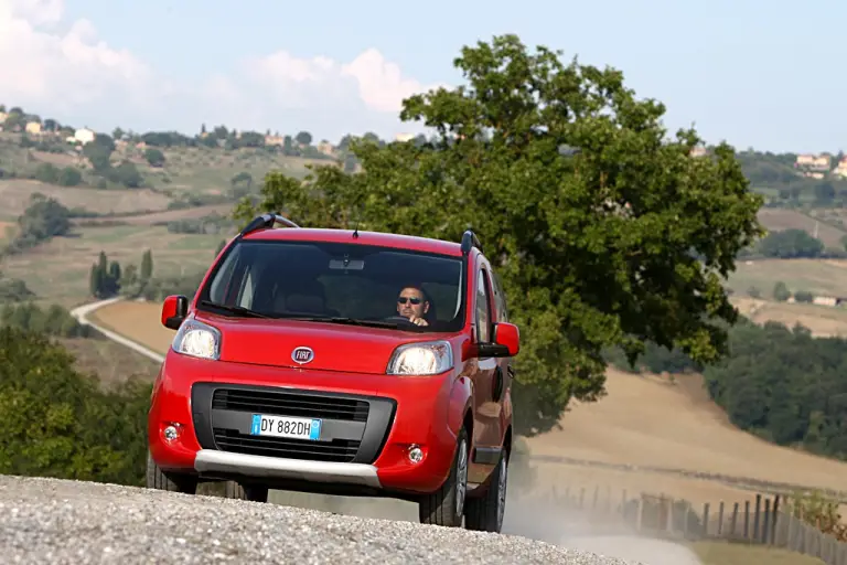 Fiat Qubo Trekking con sistema Traction+ - 2