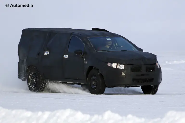 FIAT Strada - foto spia febbraio 2015 - 2