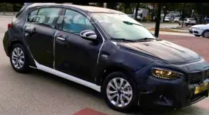 Fiat Tipo hatchback - Foto spia 18-10-2015 - 1