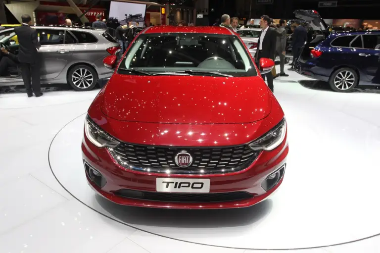 Fiat Tipo Hatchback - Salone di Ginevra 2016 - 4