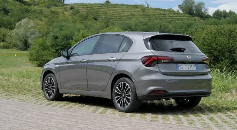 Fiat Tipo Life 2021 format C and C - 12