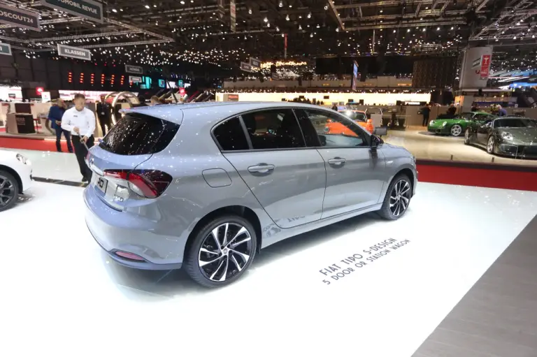 Fiat Tipo S-Design (foto live) - Salone di Ginevra 2018 - 4