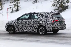 Fiat Tipo Station Wagon - Foto spia 22-02-2016