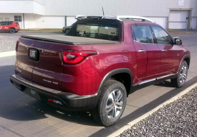 Fiat Toro - Foto spia 14-12-2015 - 1