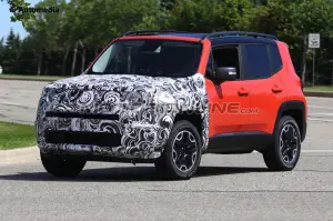 Fiat X-SUV veicolo test - Foto spia 29-06-2015