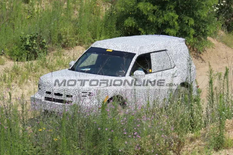 Ford Adventurer - Foto spia 26-7-2019 - 6