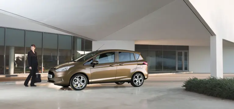 Ford B-Max 2012 - Foto ufficiali complete - 6