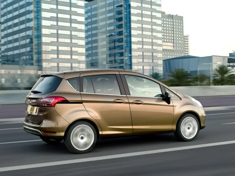 Ford B-Max 2012 - Foto ufficiali complete - 10