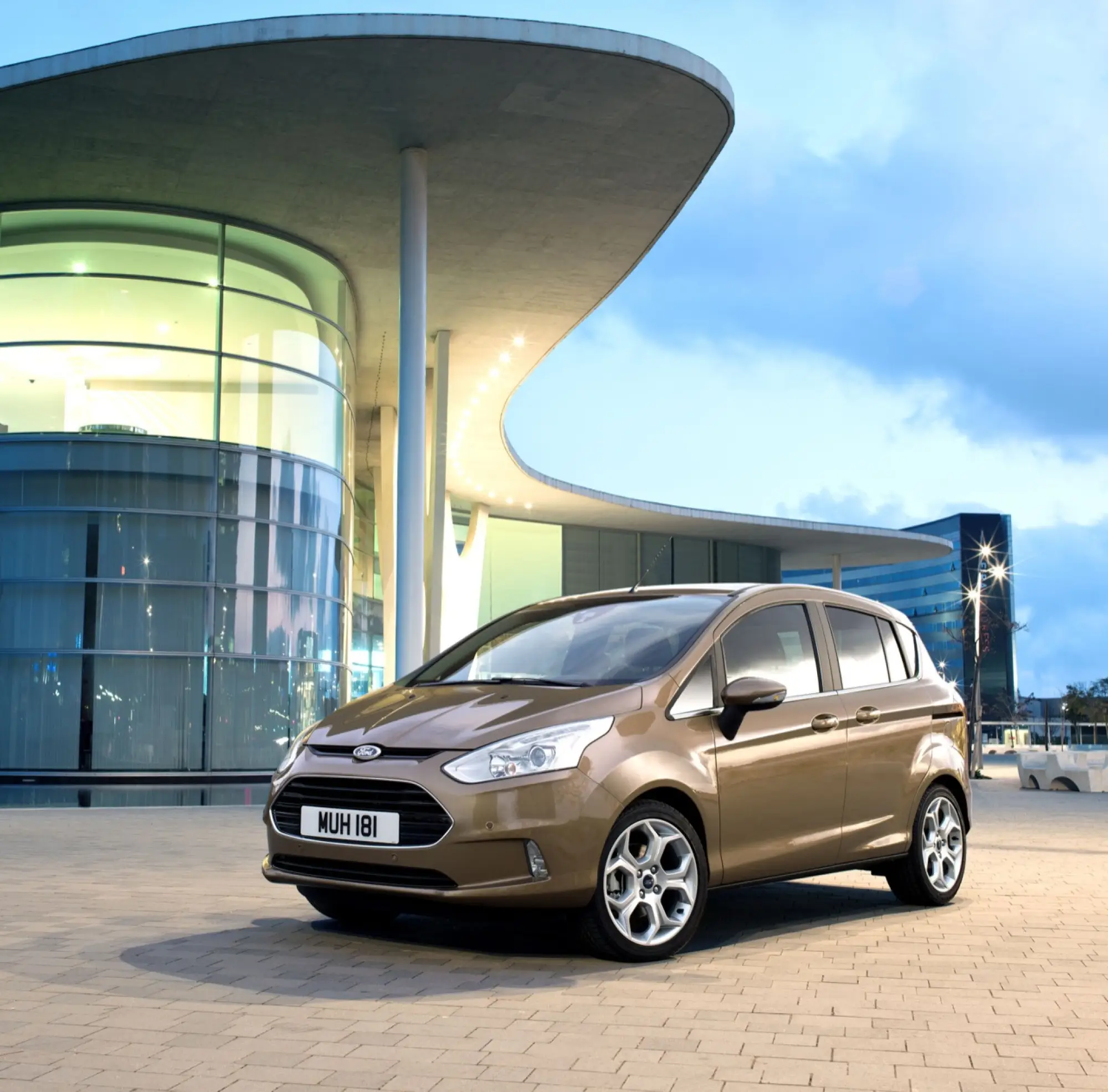 Ford B-Max 2012 - Foto ufficiali complete - 13