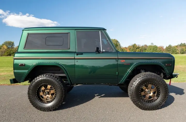 Ford Bronco 1973 restomod - Foto - 8