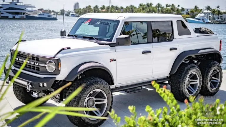 Ford Bronco Apocalypse Dark Horse - Foto - 32