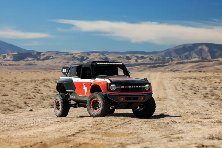 Ford Bronco DR 2023 - Foto ufficiali - 3