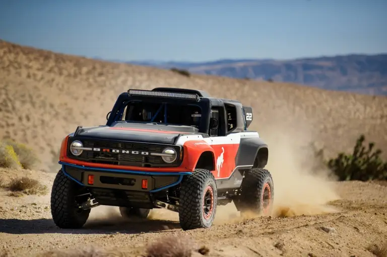 Ford Bronco DR 2023 - Foto ufficiali - 26