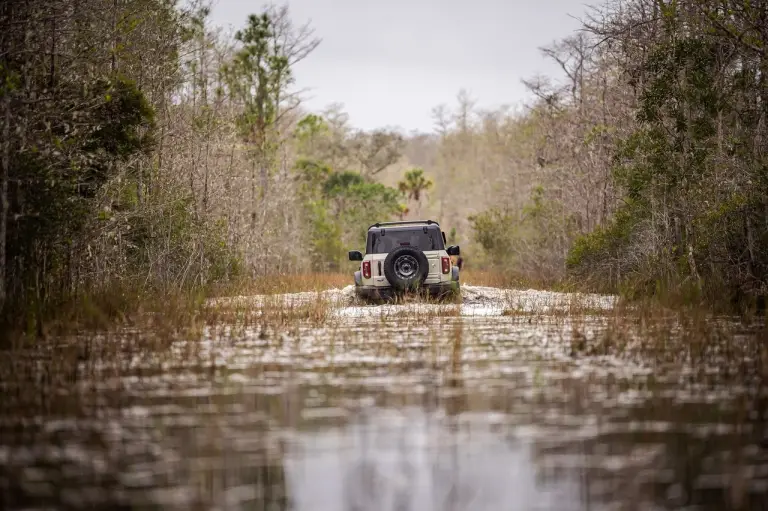 Ford Bronco Everglades - Foto - 33