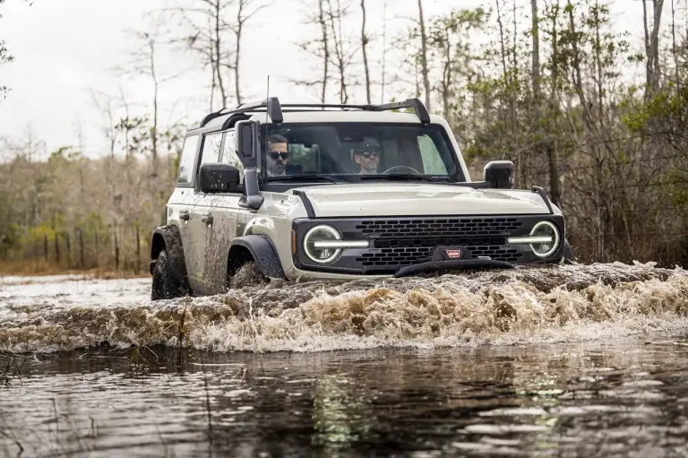Ford Bronco Everglades - Foto - 38