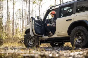 Ford Bronco Everglades - Foto