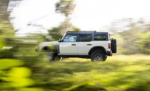 Ford Bronco Everglades - Foto