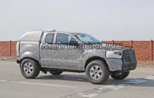 Ford Bronco - Foto spia 03-04-2019 - 7