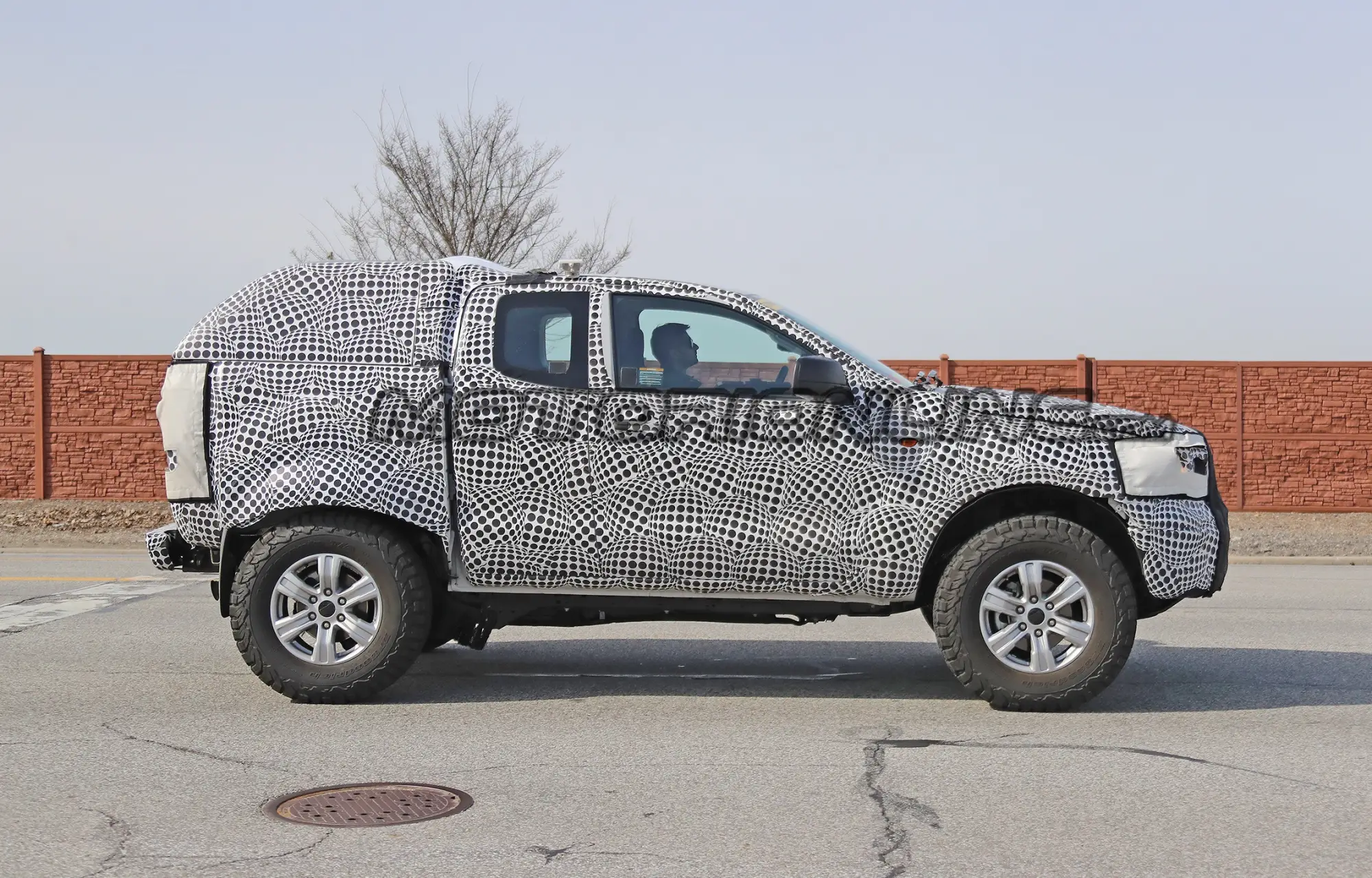 Ford Bronco - Foto spia 03-04-2019 - 8
