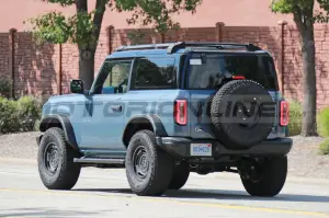 Ford Bronco Heritage Edition 2023 - Foto Spia 21-07-2022 - 15