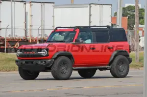 Ford Bronco Heritage Edition 2023 - Foto Spia 21-07-2022 - 23