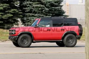 Ford Bronco Heritage Edition 2023 - Foto Spia 21-07-2022 - 9