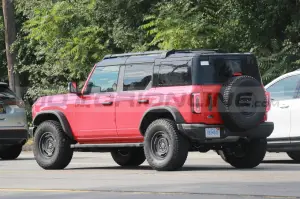 Ford Bronco Heritage Edition 2023 - Foto Spia 21-07-2022 - 8