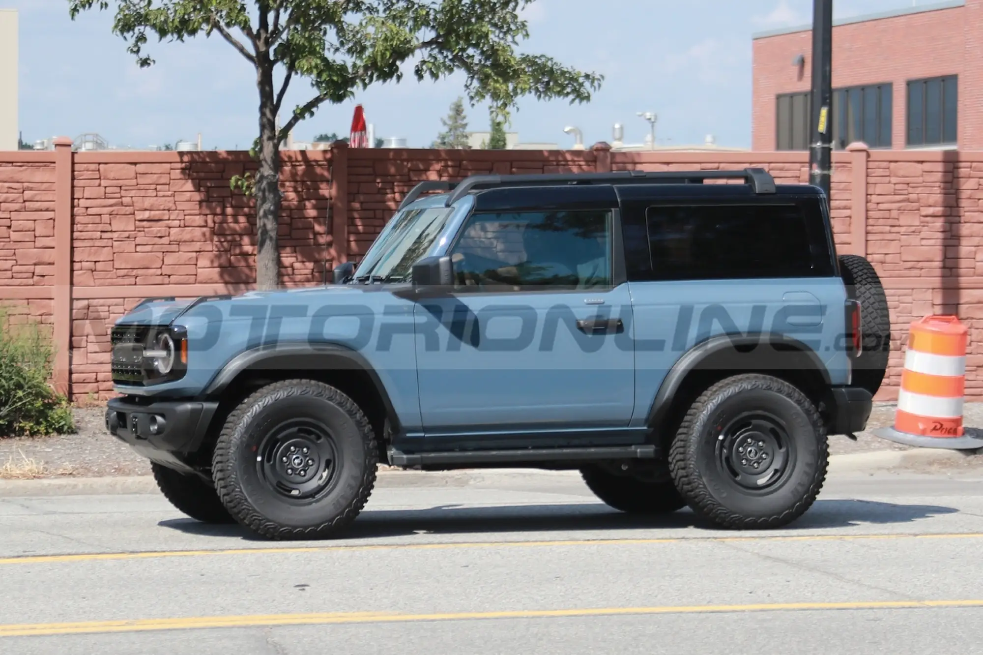 Ford Bronco Heritage Edition 2023 - Foto Spia 21-07-2022 - 18