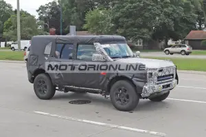 Ford Bronco Hybrid - Foto spia 30-6-2021 - 7
