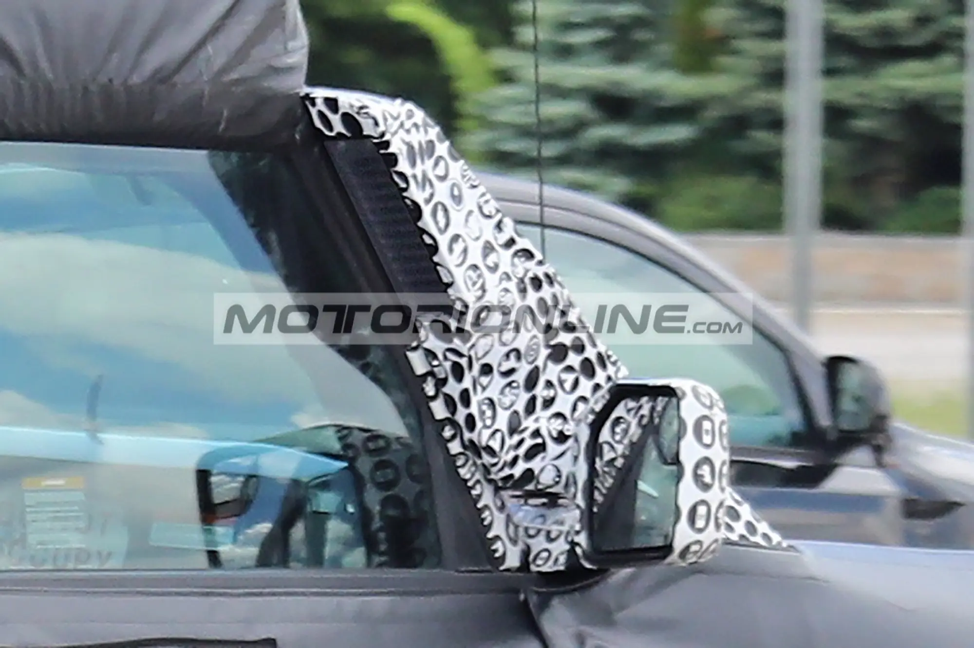 Ford Bronco Hybrid - Foto spia 30-6-2021 - 14