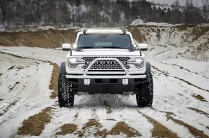 Ford Bronco Pope Francis Center First Edition - Foto