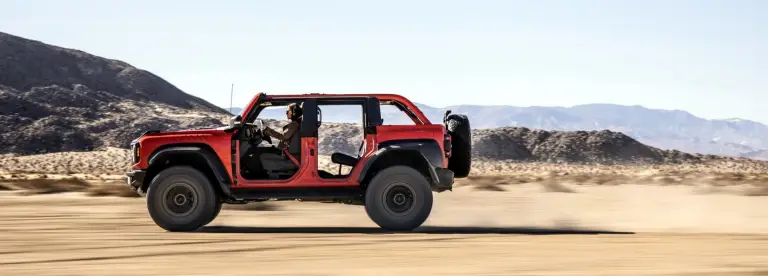 Ford Bronco Raptor 2022 - 60