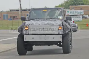 Ford Bronco Raptor - Foto Spia 09-09-2021