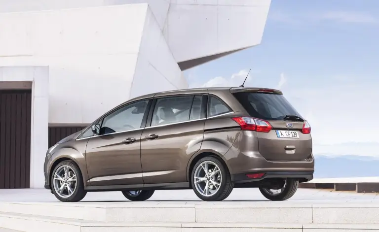 Ford C-Max 2015 - 27