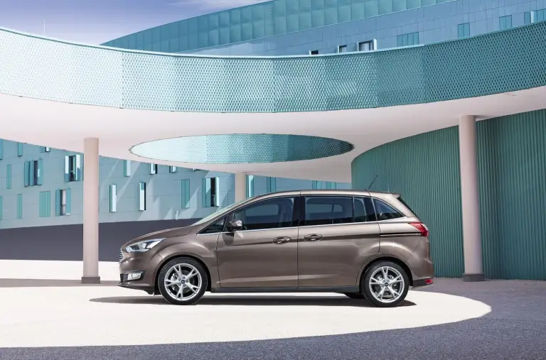 Ford C-Max 2015 - 32