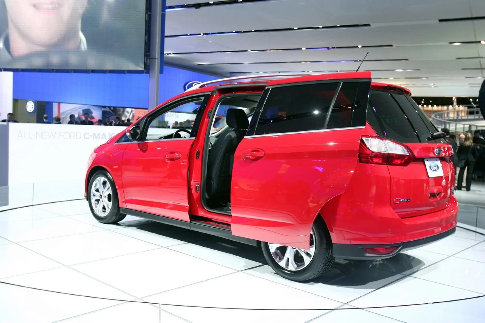 Ford C-Max 5 posti al Salone di Detroit - 6