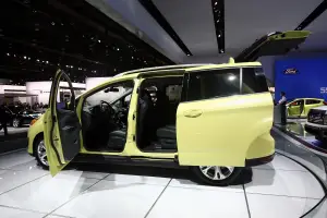 Ford C-Max 5 posti al Salone di Detroit - 11