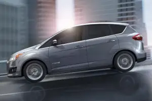 Ford C-Max ibrida e Ford Focus Electric - 10