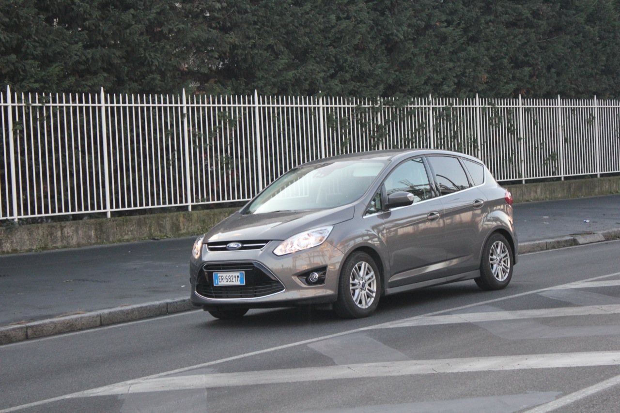 Ford C-Max Titanium 1.6 120 CV - Prova su strada