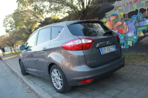 Ford C-Max Titanium 1.6 120 CV - Prova su strada