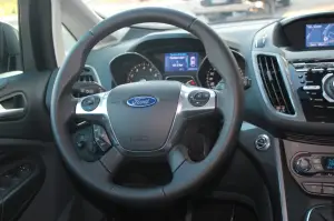 Ford C-Max Titanium 1.6 120 CV - Prova su strada